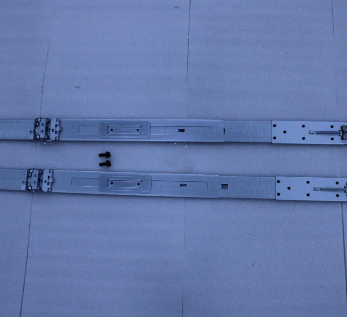 00MV990.jpg