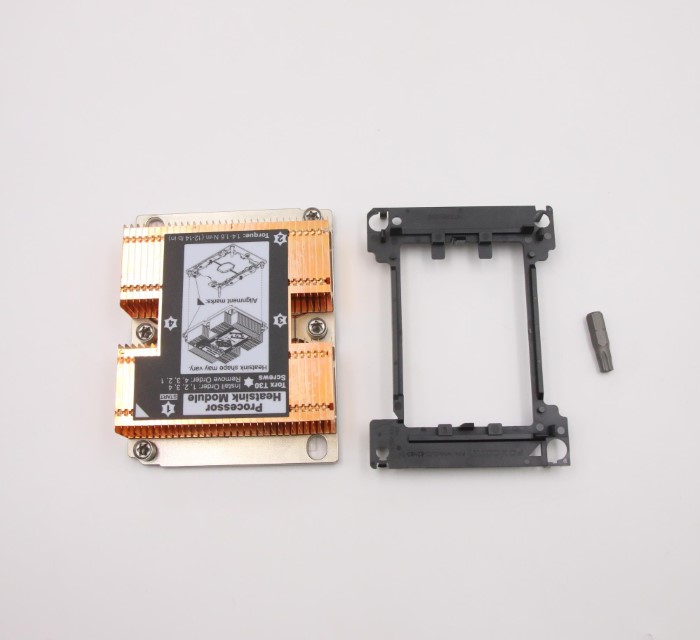 00MW523.jpg