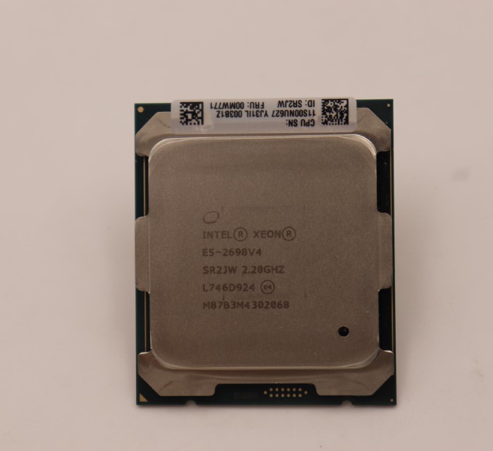 00MW771.jpg