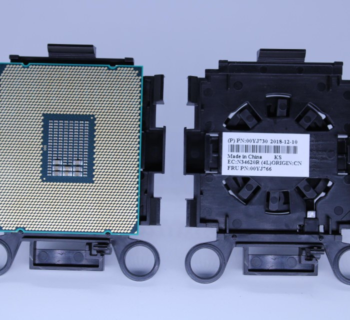 00MW782.jpg