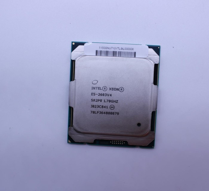 00MW783.jpg