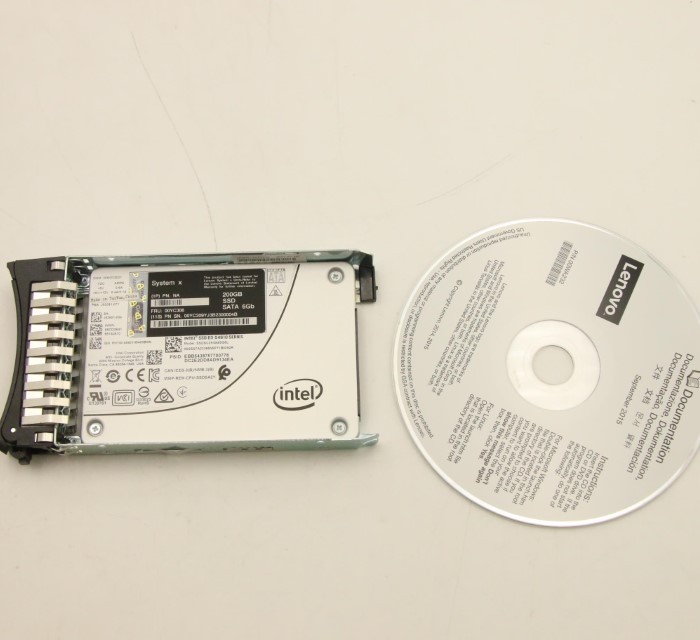 00YC306.jpg