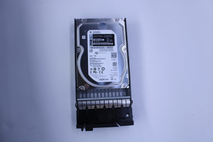 00YG670.jpg