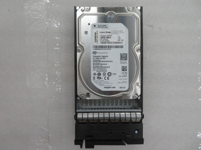 00YG675.jpg