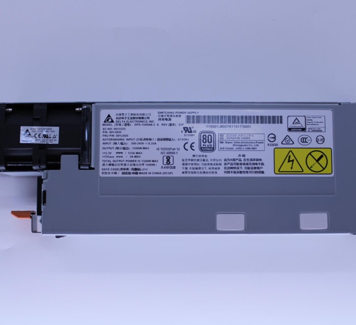 00YJ920.jpg