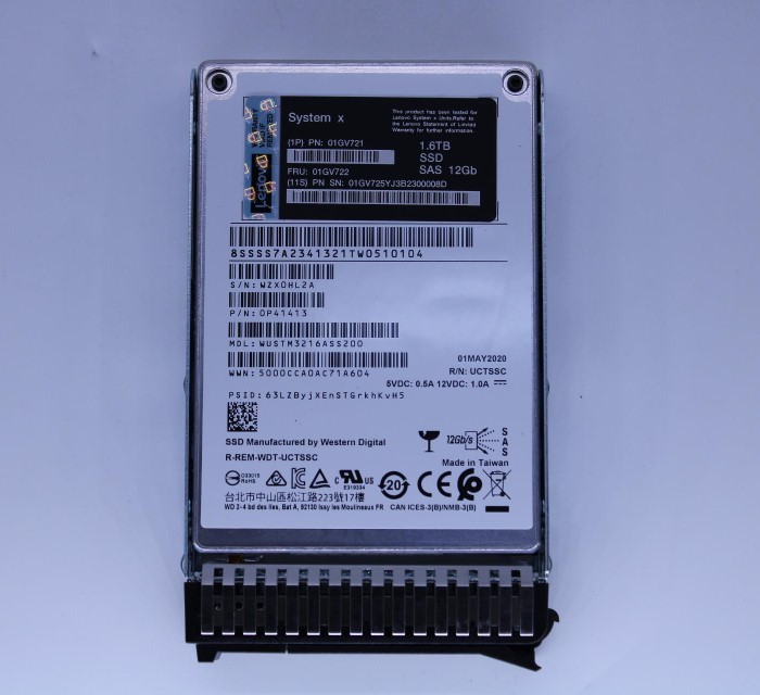 01GV722.jpg