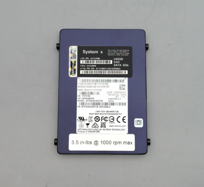 01GV889.jpg
