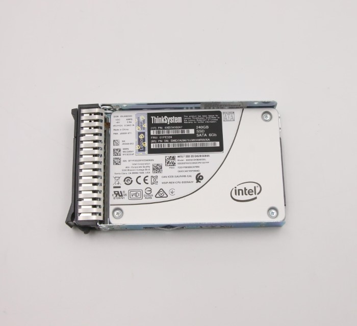 01PE324.jpg