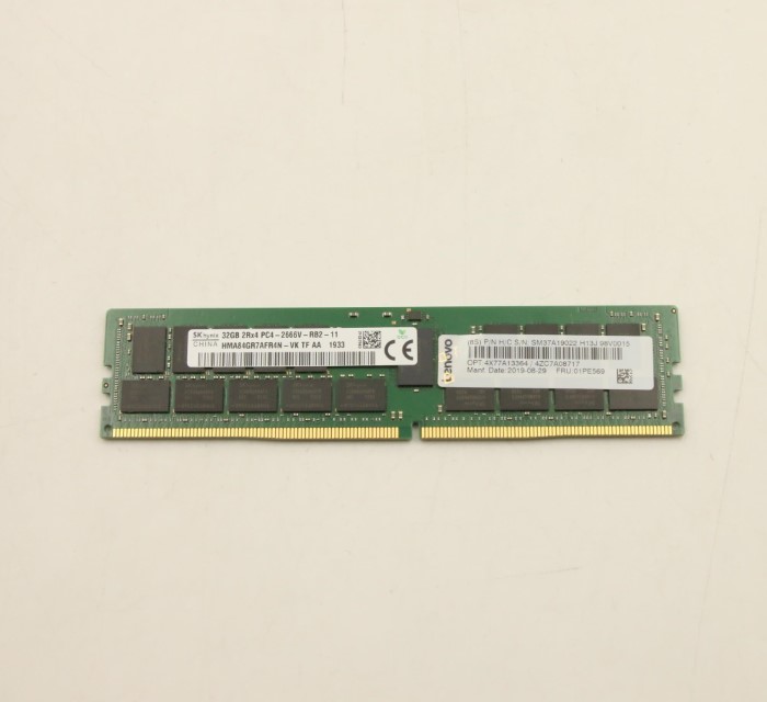 01PE569.jpg