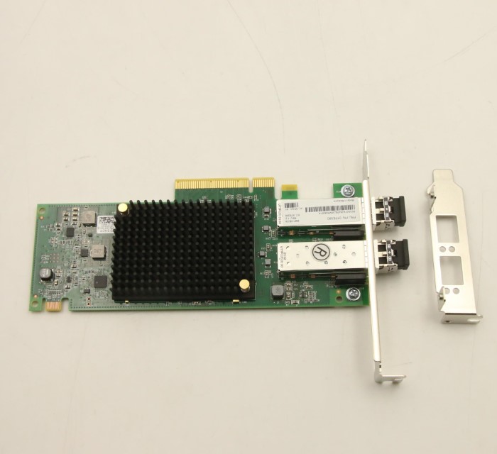 01PE580.jpg