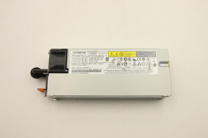 01PF530.jpg