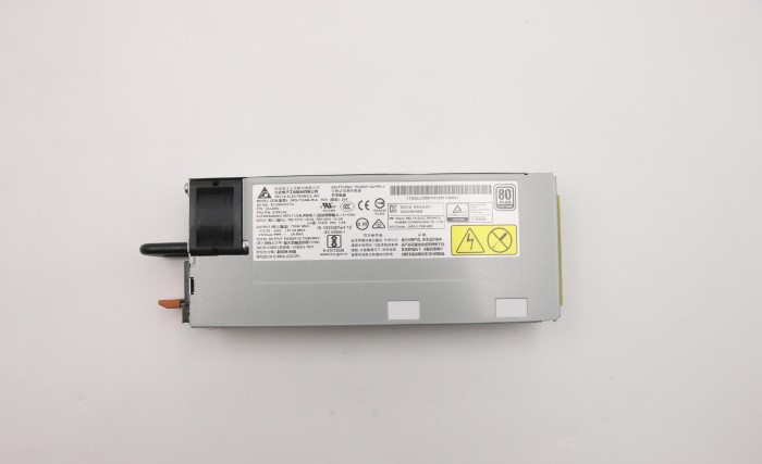 01PF558.jpg