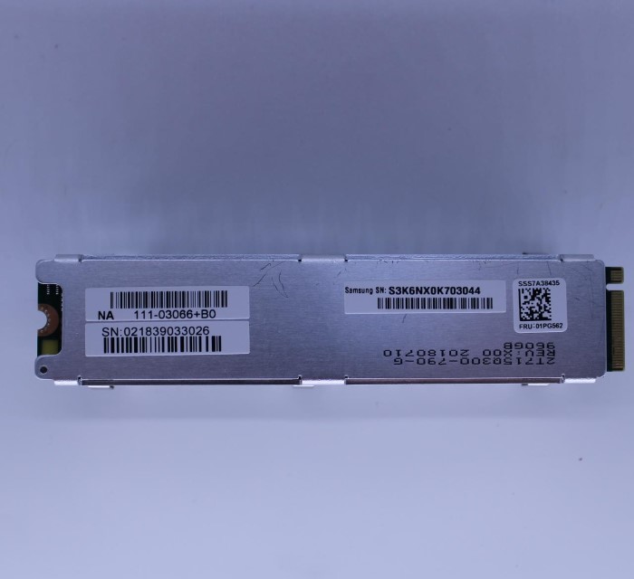 01PG562.jpg