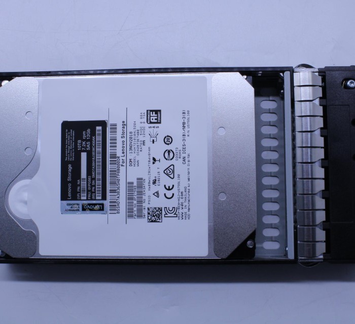 01PG583.jpg