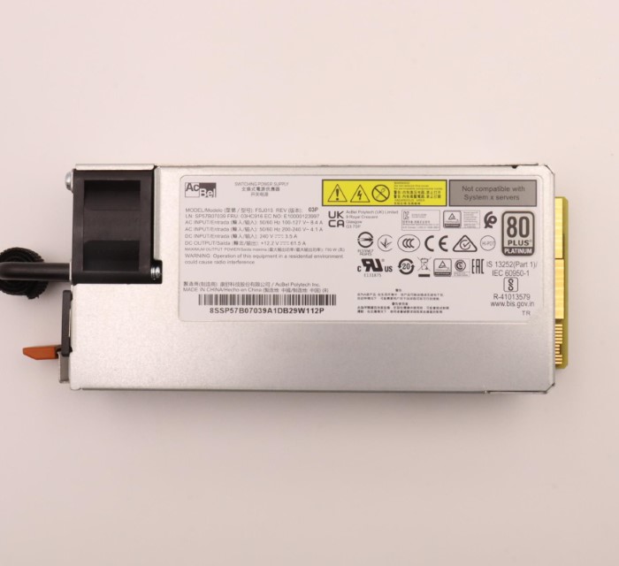 03HC916.jpg