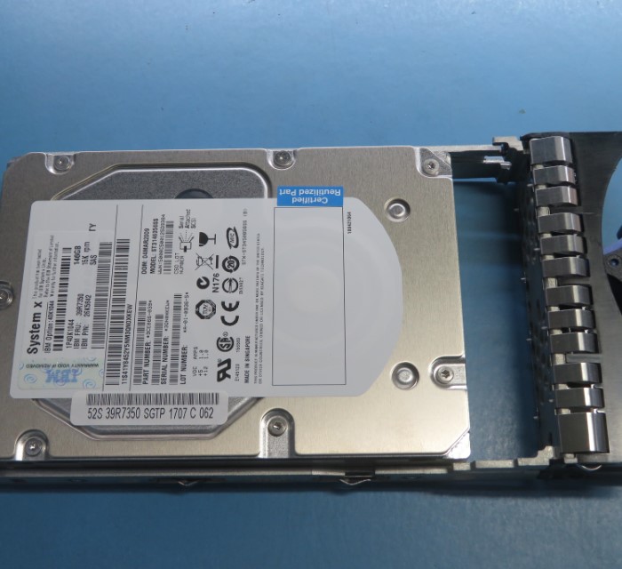 39R7350.jpg