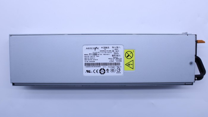 69Y5814.jpg