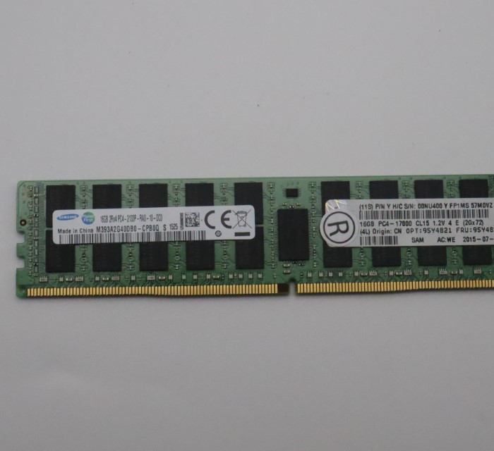 95Y4823.jpg