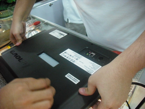 Lenovo3000C100_RAM_Replacement_06_resize.JPG